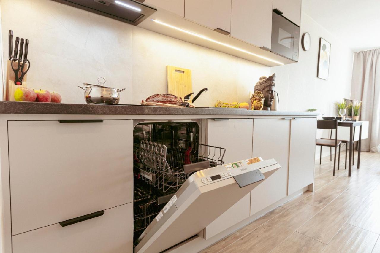 Bagno 7 - Piekny Widok Na Palac Kultury - Wifi - Smarttv 45Cali - Better Rental Warsaw Luaran gambar
